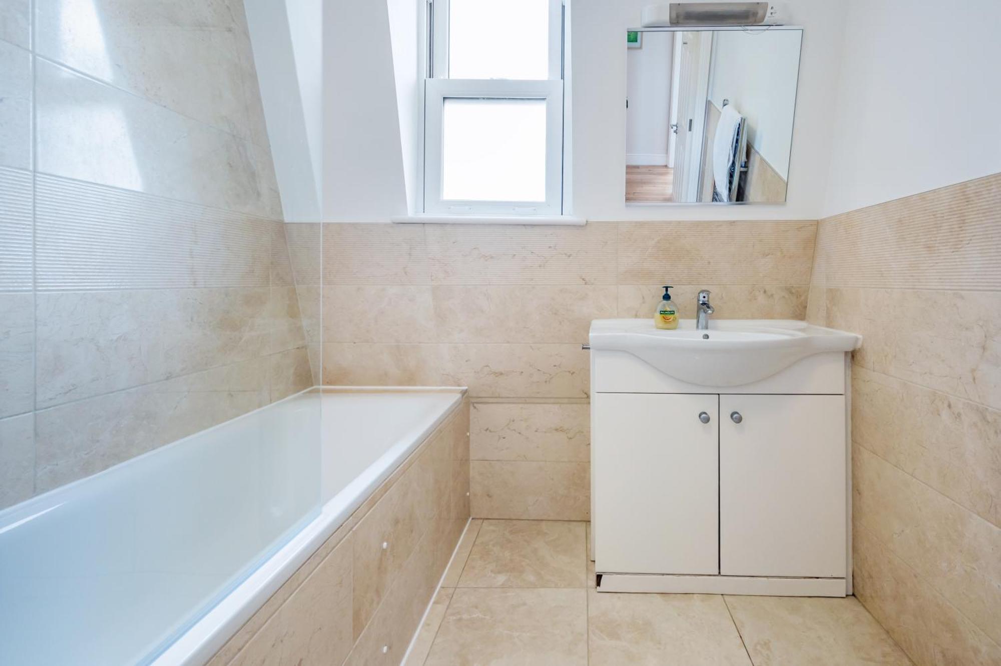 Paddington Modern Apartments لندن المظهر الخارجي الصورة