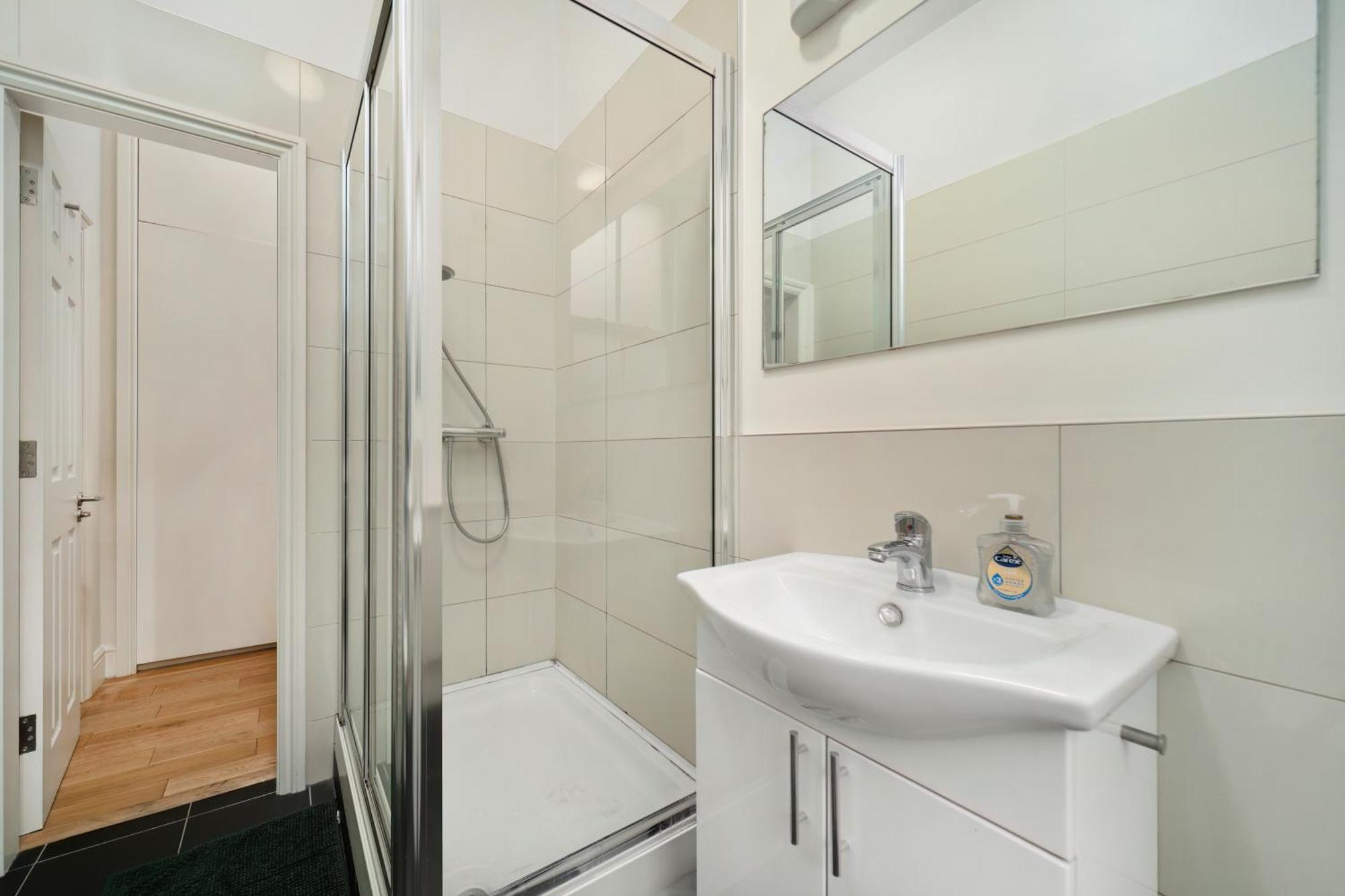 Paddington Modern Apartments لندن المظهر الخارجي الصورة